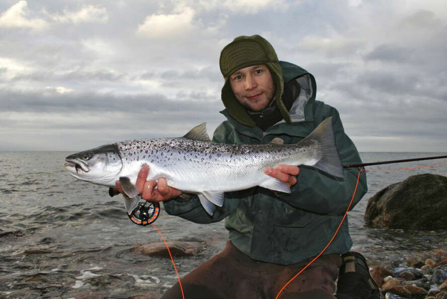IKKE GRO FAST: Det er bedre å oppsøke fisken, enn å vente på at fisken skal komme til deg.