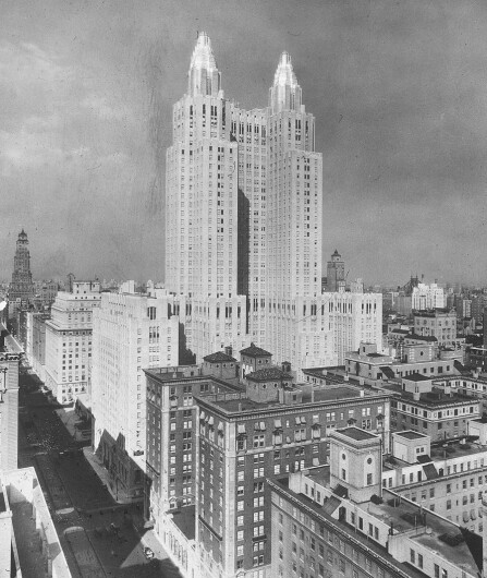 <b>LANDEMERKE:</b> Rommene i de to tårnene på Waldorf Astoria var kjent som byens beste adresse. Hotellet er omtalt som «et ikon for glamour og luksus.»