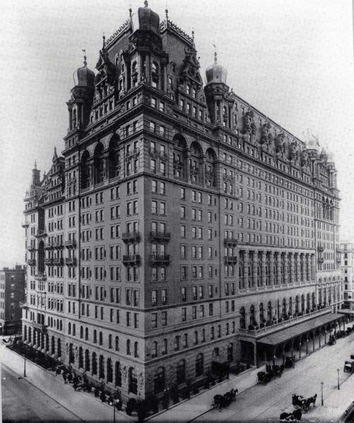 <b>ÆRVERDIG:</b> Det opprinnelige Waldorf Astoria, som ble revet i 1929. Det var her Jørgine startet sin suksessrike karriere. 