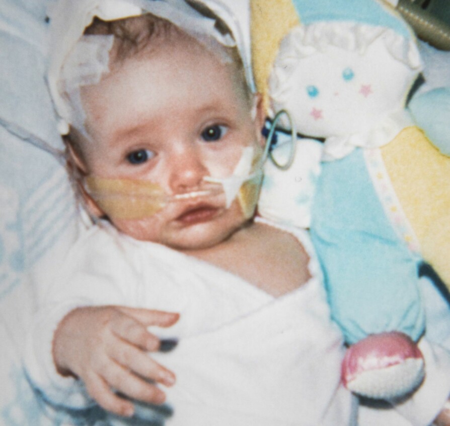 <b>MYE PÅ SYKEHUS:</b> Emilie var ofte på sykehus som barn. Her er Emilie fire måneder.