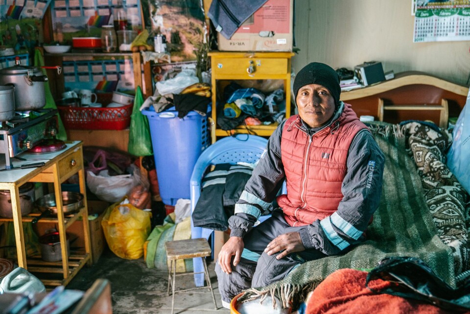 PRIMITIVT: De som velger å bo i La Rinconada gjør det ikke for komfortens skyld. Det er gulldrømmen som er eneste drivkraft. Her bor Emilio på 9m².