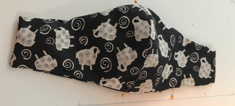 Slik syr du ditt eget munnbind