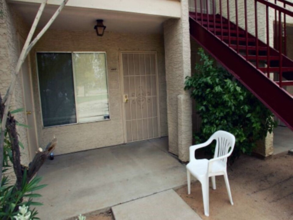 DEKKLEILIGHET: Her bodde Dale Hausner, hans datter og Samuel Dieteman. Og her skrøt de høylytt av drapene de hadde begått − mens politiet avlyttet leiligheten og telefonene deres.