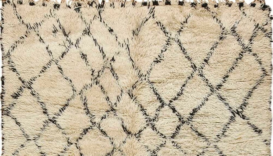 MAROKKANSK TEPPE: Dette vintage marokkanske ullteppet på 1,75 x 3,3 meter fra midten av 1900-tallet, selges for 675 000 kroner i en nettbutikk.