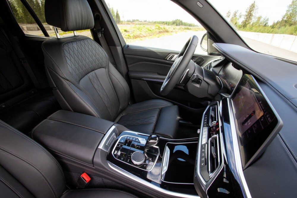 <b>KLASSE:</b> Herlige seter og topp kvalitetsinntrykk i BMW X5.