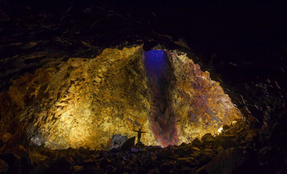 <b>MAGMA:</b> Det er en fascinerende oppleves å stå inne i magma­-<br/>kammeret.