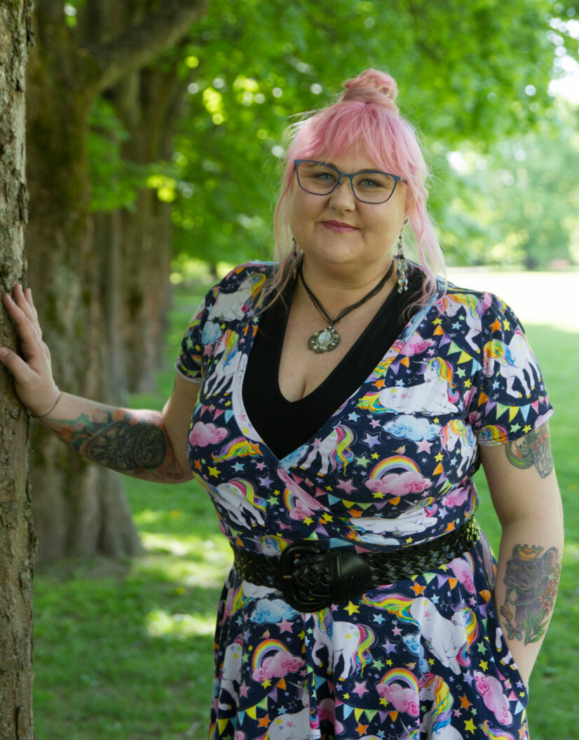 FRA POLYNORGE: Lynn Steinset Myrdal er talsperson, styremedlem og tidligere styreleder i PolyNorge. Hen har også medvirket i podcasten Juntafil i episoden «En brukerguide til trekant»