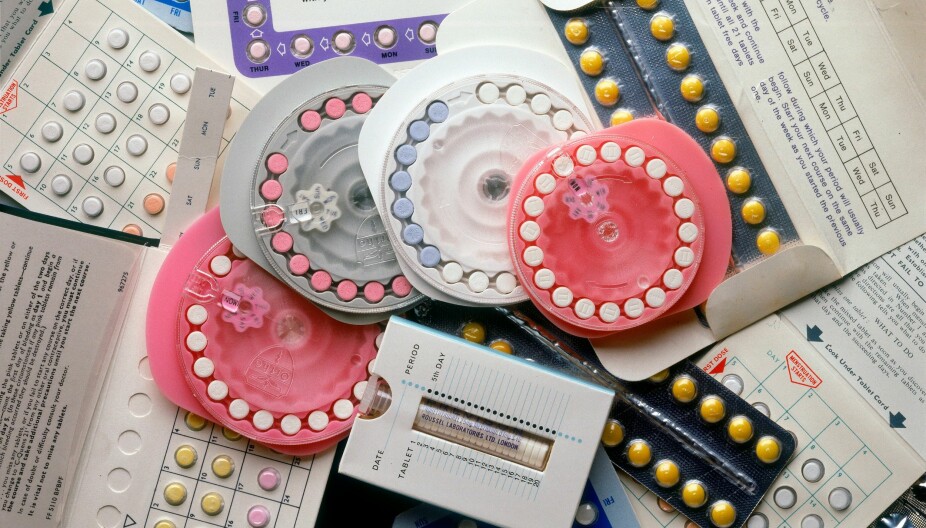 TIDLIGERE P-PILLER: Bildet viser et utvalg p-piller fra tiden 1960 til 1980. Oppsettet med 21 eller 28 piller på hvert brett er stort sett som i dag.