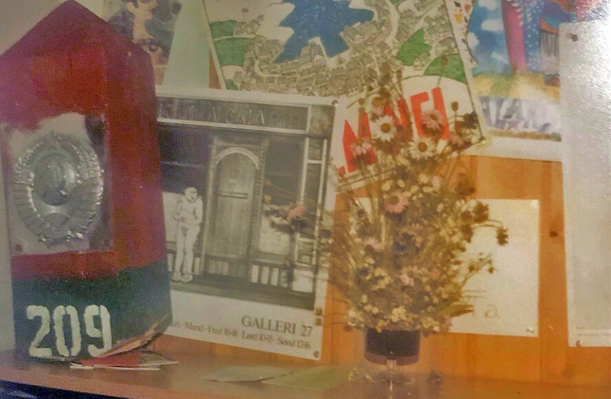 GAVE TIL OVERLEGE: Dette bildet av sovjetisk grensepåle 209 skal ha blitt tatt på kontoret til lege Aslak Syse i Kirkenes