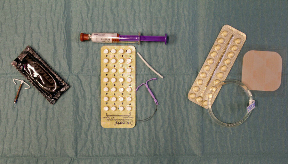 HVA BØR MAN VELGE: Hvilket prevensjonsmiddel bør man velge for å sikre seg best mot graviditet? Fra venstre: kobberspiral, kondom, p-sprøyte, p-piller med 28 piller på brettet, hormonspiral, p-stav, p-piller med 21 piller på brettet, p-ring og p-plaster.