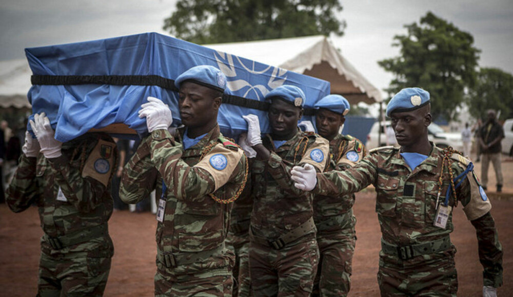 <b>RISIKOFYLT:</b> Stadig flere FN-soldater dør i felten, og særlig farlig er oppdragene i Afrika.