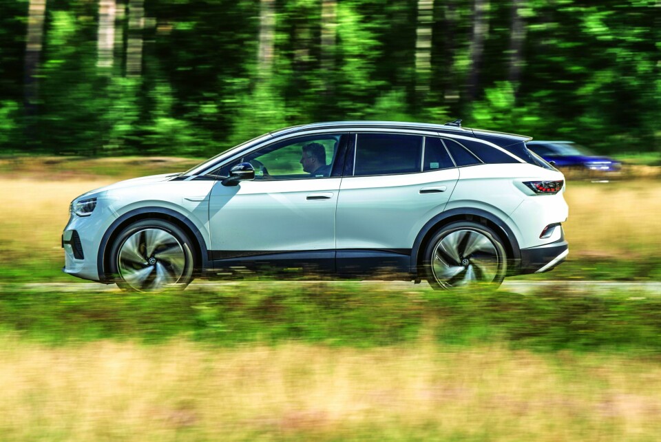 STORHJULING: 21-tommere i 255-bredde. Akselavstand: 276,6 centimeter.