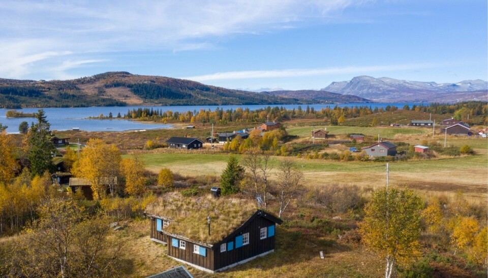 FJELLHEIMEN I VALDRES: 30 minutters kjøring nord for Fagernes. Prisantydning 1.750,000. bruksareal 83 m2, 1008 m2 tomt Solgt 12. oktober.
