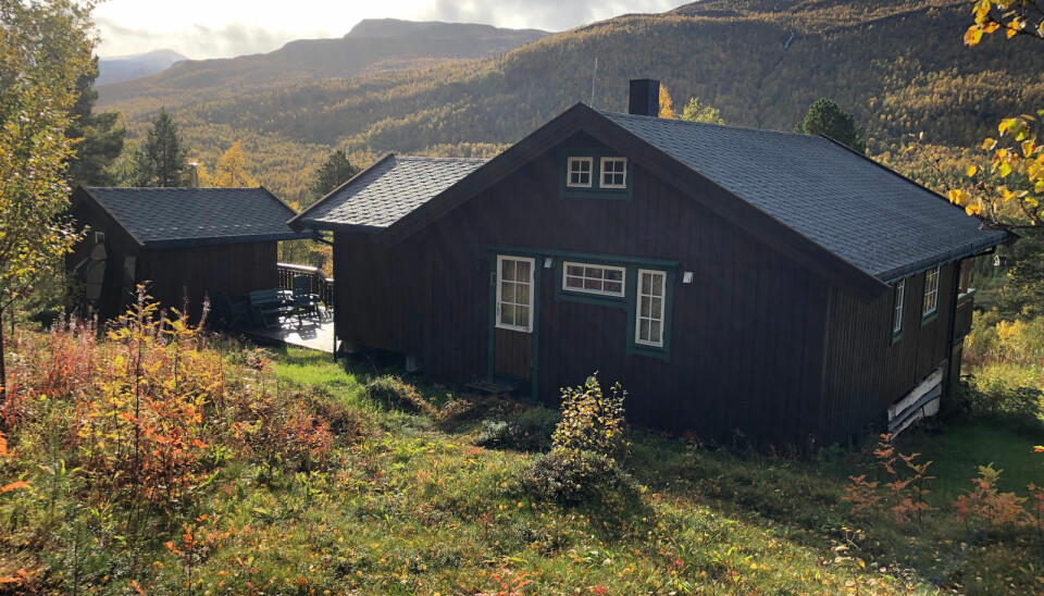 SYV MIL ØST FOR BARDUFOSS: Bruksareal 61 m2, 1027 m2 tomt. Prisantydning 1.625.ooo.