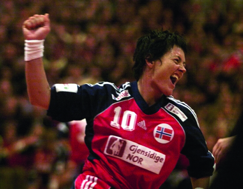 EVENTYRLIG KARRIERE: Trine Haltvik ble kåret til verden beste håndballspiller og var blant annet med å vinne VM i 1999.