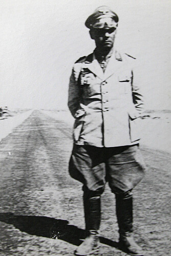<b>VEIEN TIL EGYPT:</b> Rommel på <br/>Via Balbia, hovedveien mot Egypt.