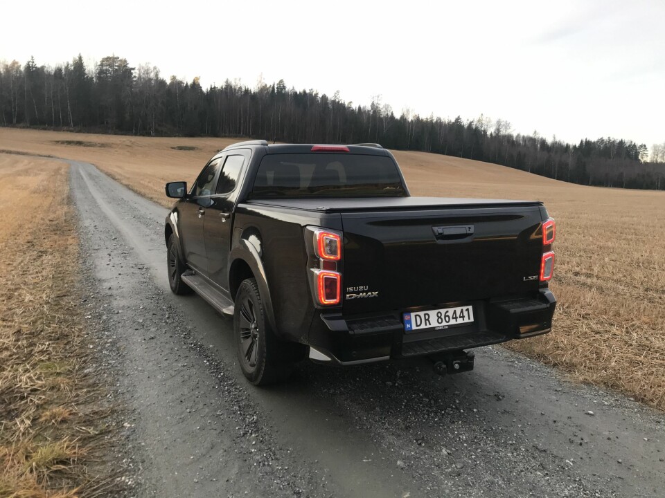 FORNYET: Nye baklykter og høyere vegger på planet.