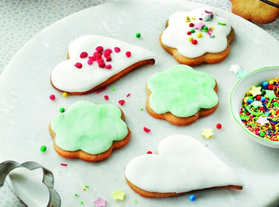 SUGAR COOKIES: delicious cookies that can be decorated however you like.