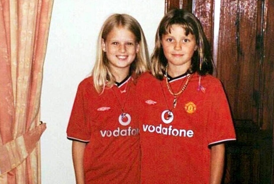 <b>VONDE MINNER:</b> Dette bildet av ti år gamle Holly Wells og Jessica Chapman, tatt bare én time før jentene forsvant, vekker vonde minner i Storbritannia.