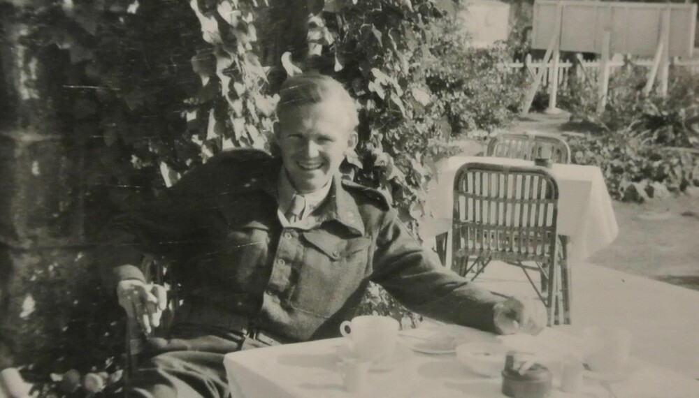 FELTLEGE: Hans Olav i Suez, der han tjenestegjorde som feltlege.