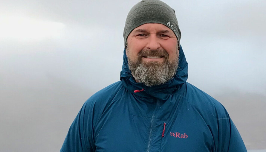 TEST AV JAKKE: VR Summit fra RAB er en jakke som fungerer godt for aktiviteter med litt intensitet i kjølig vær.