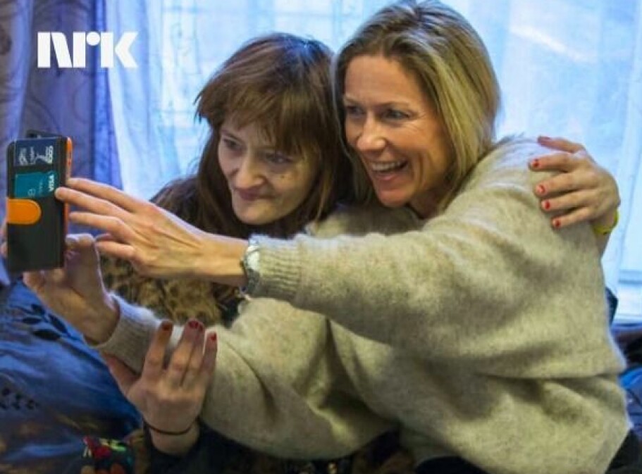 <b>STERKT:</b> Møtet med rusavhengige Sandra på et hospits i Oslo i «Helene sjekker inn» i 2016, gjorde sterkt inntrykk. – Sandra har blitt i hjertet mitt siden vi møttes, sier Helene.