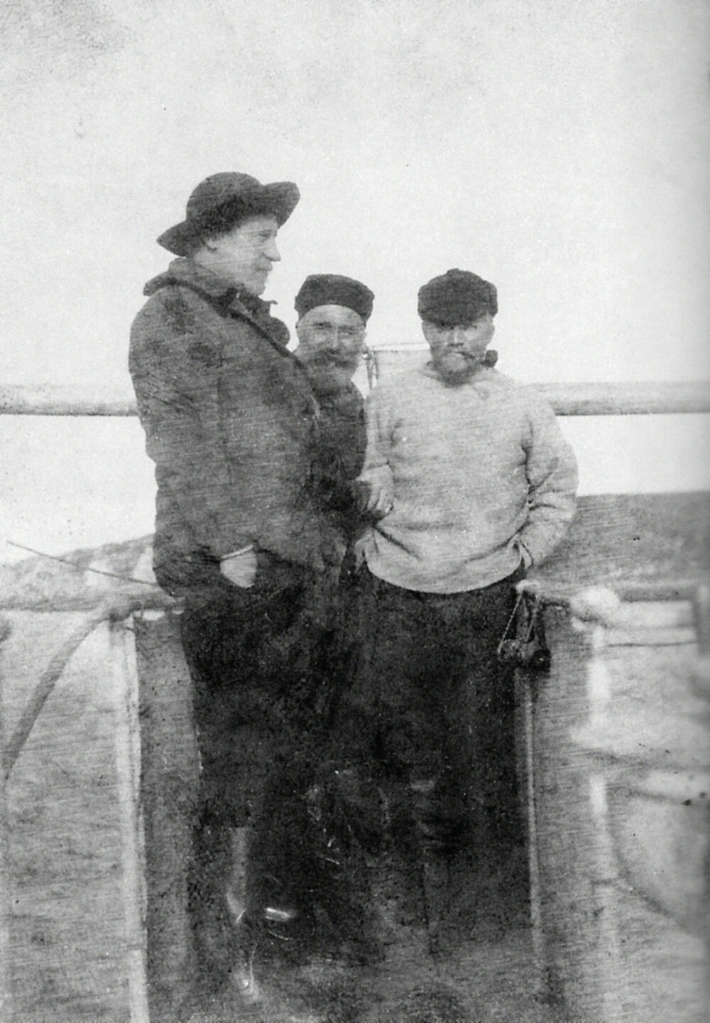 <b>FLAKS:</b> Nansen og Johansen om bord på «Windward», Fredrick G. Jacksons skute som brakte de to polfarerne fra Kapp Flora til Norge.