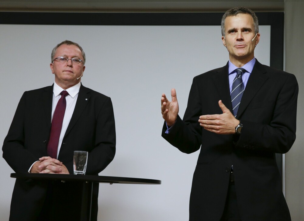 <b>SVIMLENDE:</b> Statoil/Equinor tapte svimlende 200 milliarder på sitt USA-eventyr. Her avtroppende og påtroppende konsernsjef Helge Lund (til høyre) og Eldar Sætre.