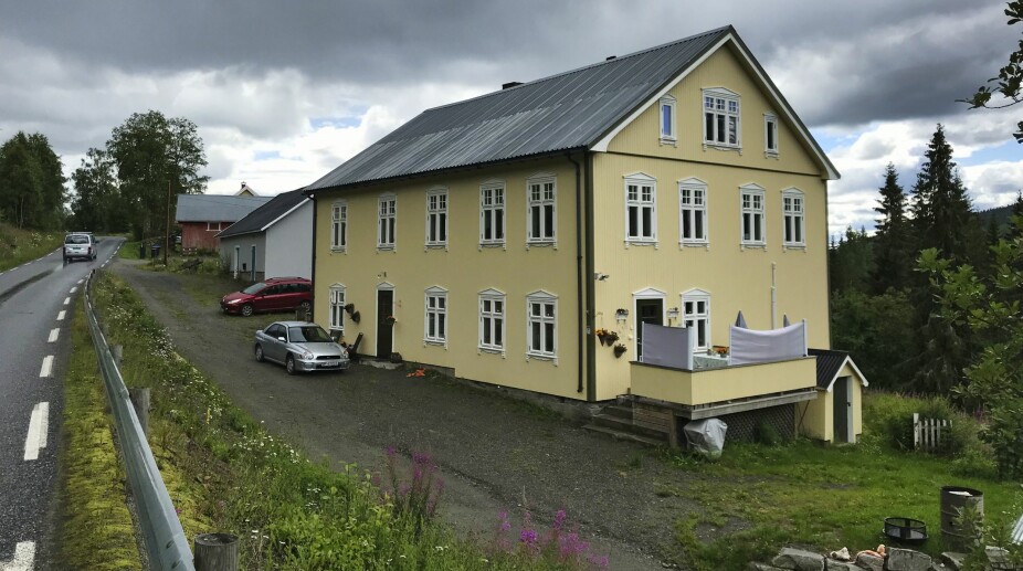 <b>BUTIKKEN:</b> På eiendommen Solbakken i Vest-Torpa hadde familien Ulsaker sitt landhandleri. Der trådte de syv barna sine første barnesko, frem til tragedien rammet dem.