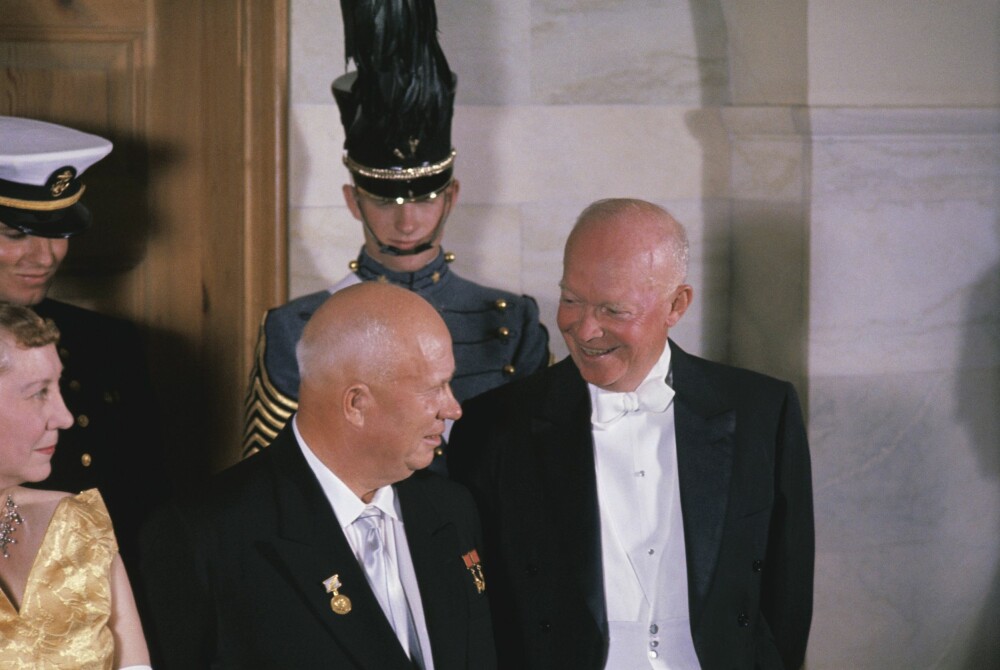 <b>MITT ER STØRRE:</b> Da Khrusjtsjov møtte Eisenhower i USA i 1959 var det med et fly som passet selvbildet. 