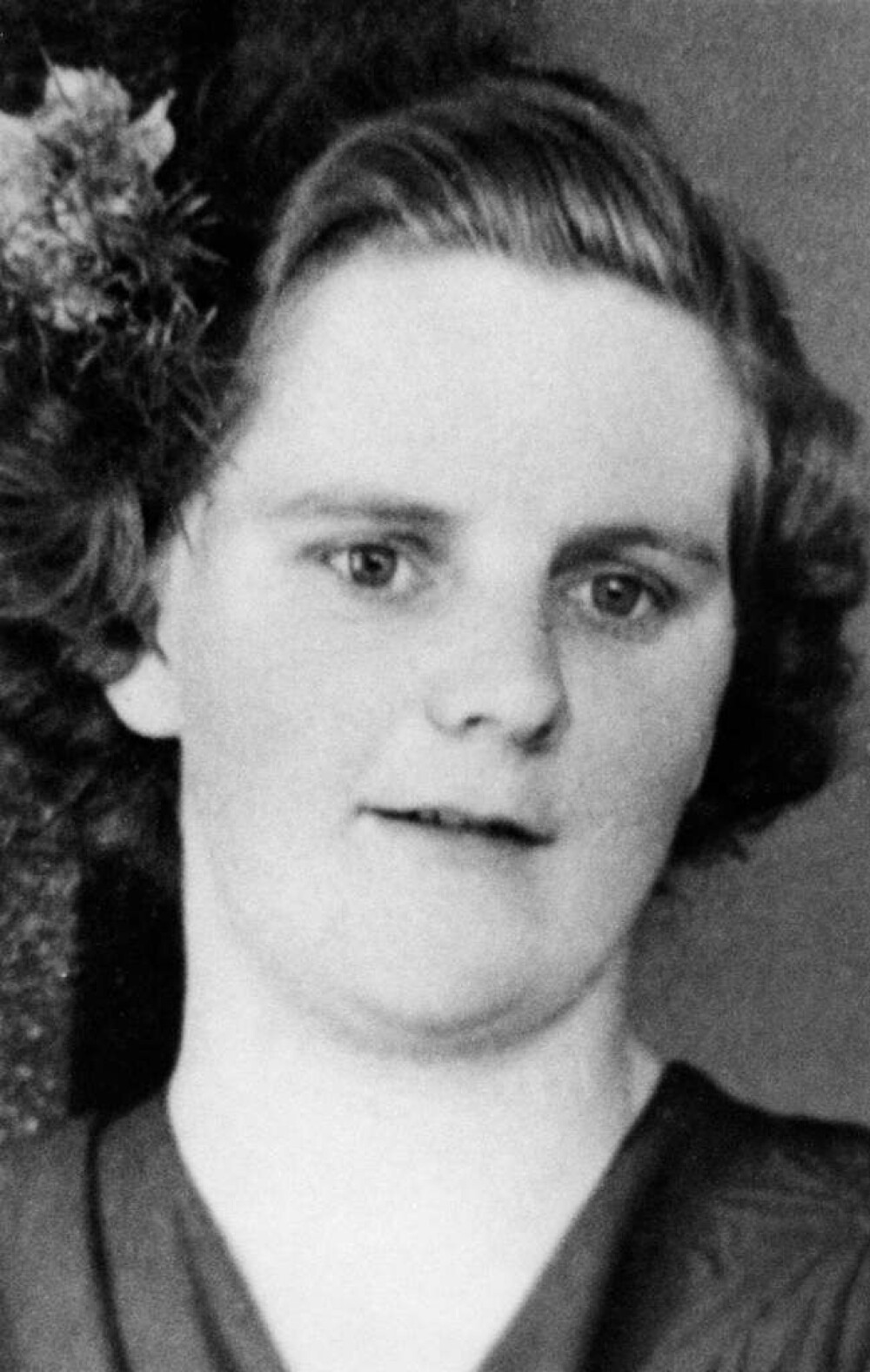 <b><SPAN CLASS=BOLD>TREDJE OFFER:</b></span> Rut Lind, myrdet etter at hun forlot Örebros sykehus 26. mai 1959. Funnet død i et buskas en måned senere.
