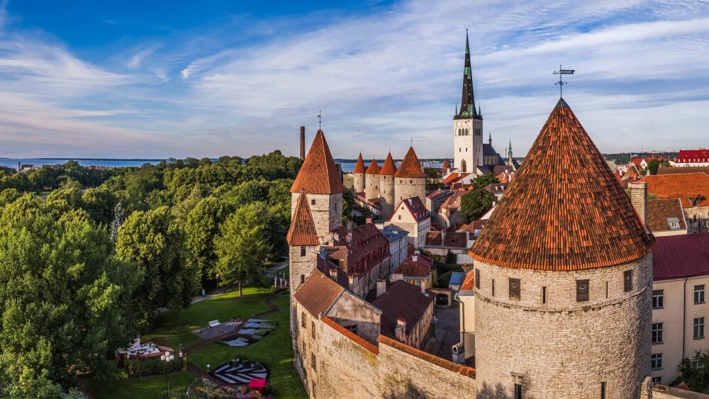 <b>ESTLAND:</b> Gamlebyen i Tallinn, en av Nord-Europas best bevarte.