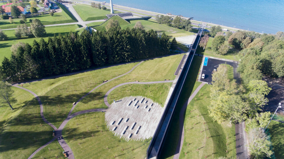 MONUMENT: I 2018 sto monumentet til minne om ofrene for kommunismen ferdig. Det ligger ved siden av det sovjetiske monumentet til minne om falne Røde armé-soldater.