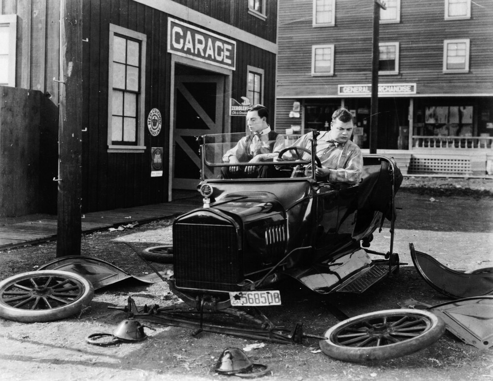 <b>RADARPAR:</b> Den alvorlige Buster Keaton (til v.) og den muntre Fatty Arbuckle dannet en samspilt og populær duo under stumfilmepoken i Holly­wood. Keaton var en av få som offentlig støttet kollegaen da han ble drapstiltalt. 