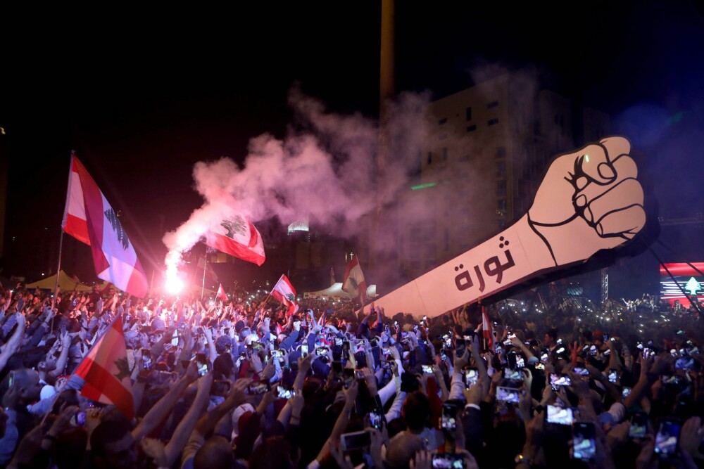 <b>NY VÅR:</b> Protester i blant annet Libanon kan sette den arabiske verden i flammer igjen.
