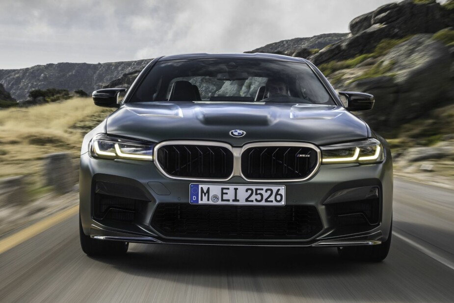 <b>COMPETITION SPORT::</b> BMW M5 CS lanseres til våren, og vil bli produsert i et begrenset antall. Hos BMW har akronymet CS tradisjonelt stått for "Coupé Sport" (som BMW 3.0 CS ), men i nyere tid betyr CS "Competition Sport".