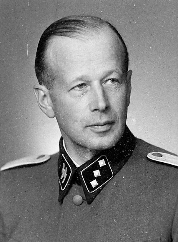 <b>WAFFEN SS:</b> Olaf Fermann i SS-uniform – fotografert under krigen.