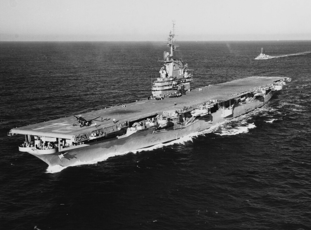 <b>ESSEX-KLASSEN:</b> USS Oriskany ble satt i tjeneste i 1950 som det siste i Essex-klassen, og var så imponerende at hun raskt fikk kallenavnet «Mighty O»