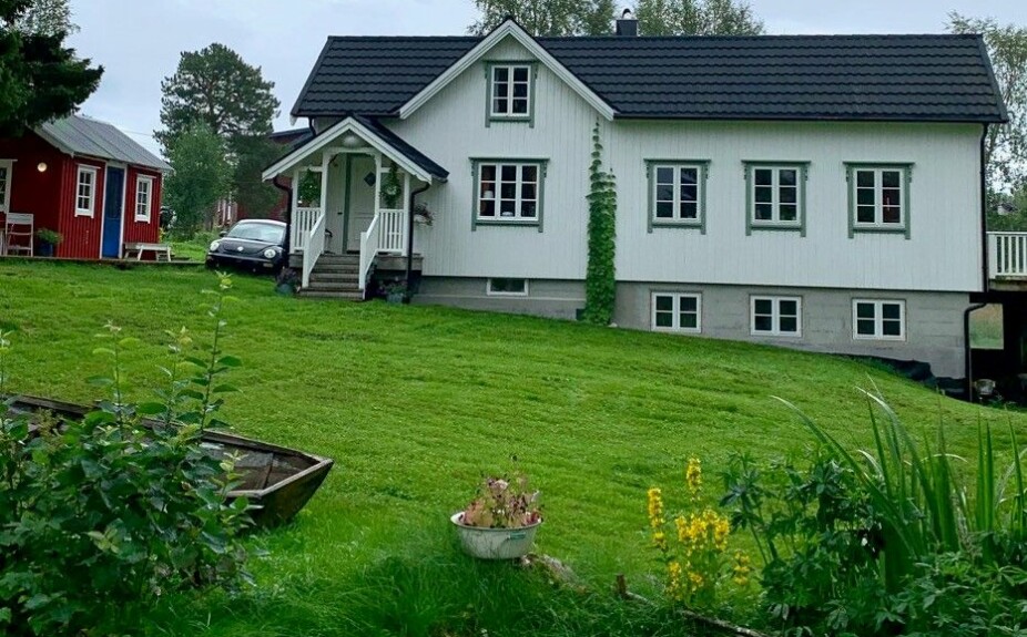 BOLIGDRØM BLE VIRKELIG: Huset til Svenne og Bruce slik det fremstår i dag, åtte år etter Sinnasnekker'n. BOLIGDRØM BLE VIRKELIG: Huset til Svenne og Bruce slik det fremstår i dag, åtte år etter Sinnasnekker'n.
