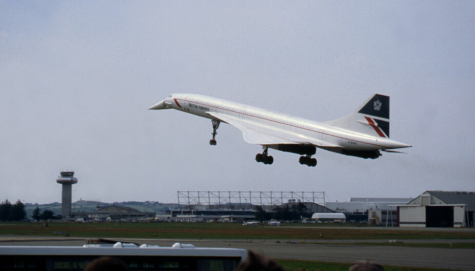 FLYGENDE IKON: Supersoniske Concorde ble et ikon over hva 1960-tallets flyindustri kunne skape. Det var flere ganger i Norge, som her på Sola i 1994, representert ved G-BOAB, som i dag står parkert på Heathrow.