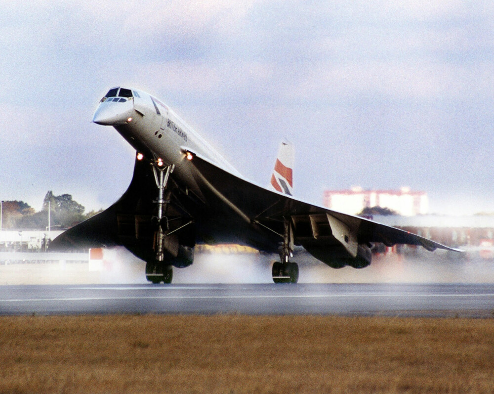 <b>LENGST I TJENESTE:</b> British Airways Alpha Delta G-BOAD (210) var ikke bare et fartsrekordfly, det var også Concorden som var lengst i tjeneste av de 20 flyene som ble bygget. Det hadde sin første flygning 25. august 1976, og da det ble parkert for godt, hadde det vært i luften i til sammen 23 397 timer.