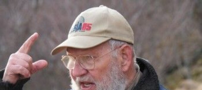 Nils (82) slakter Farmen: – Disse mentorene, stakkars folk!