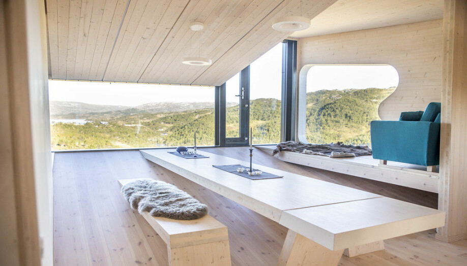 SPEKTAKULÆRT: Hytta er Statskogs mest populære. Det er kanskje ikke så rart med denne utsikten.