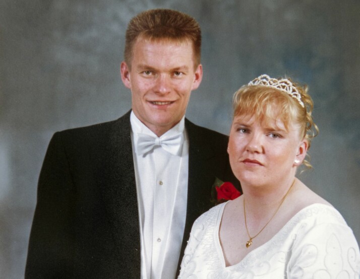 DEN STORE DAGEN: Alle gledet seg over at Lill-Tove og Ronny skulle gifte seg. Som et familiemedlem sa da bruden viste seg i all sin prakt: «Endelig fikk vi se Lill-Tove i kjole!»