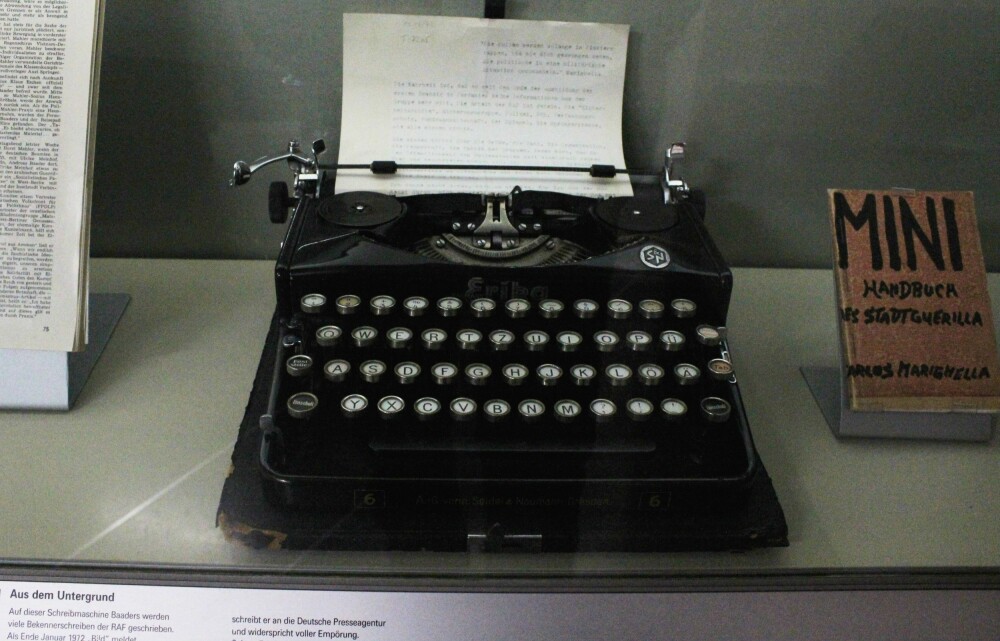 <b>MANIFEST:</b> Andreas Baaders skrivemaskin ble brukt til å skrive offisielle erklæringer fra Baader-Meinhof-banden. For 50 år siden i år kom terrorgruppens manifest ut fra valsen.