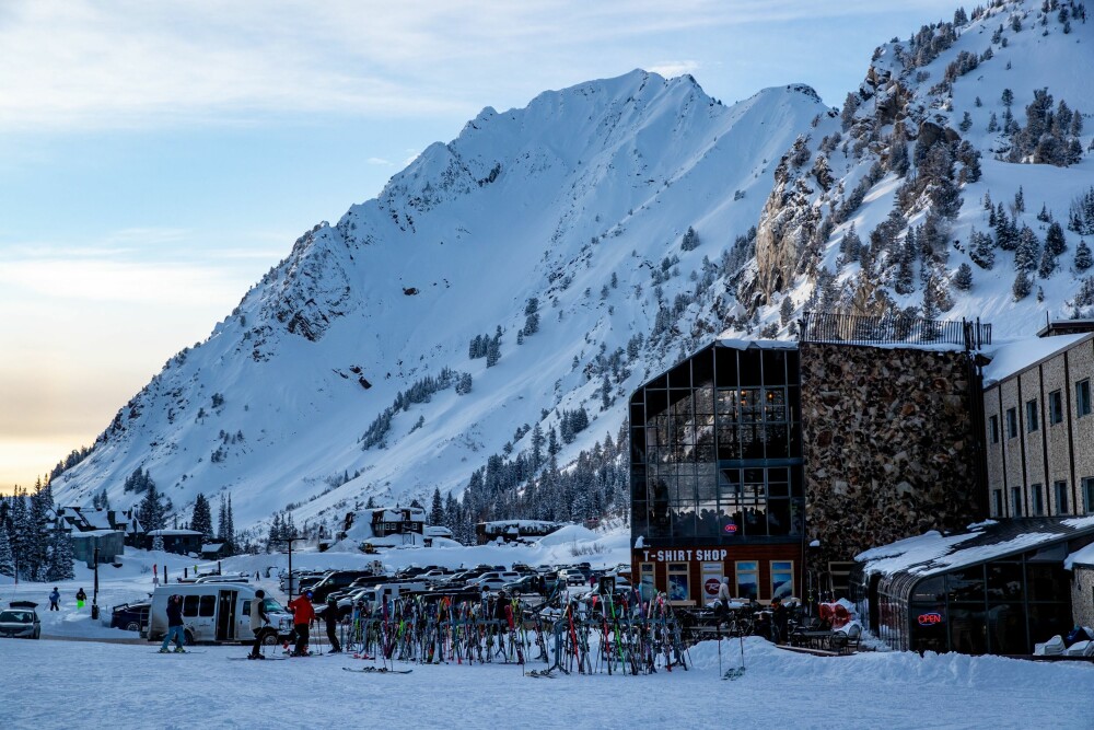 <b>BESKJEDENT:</b> Alta er ikke noe stort skianlegg og heisene er ganske gammeldagse, men snøen er i verdensklasse. 