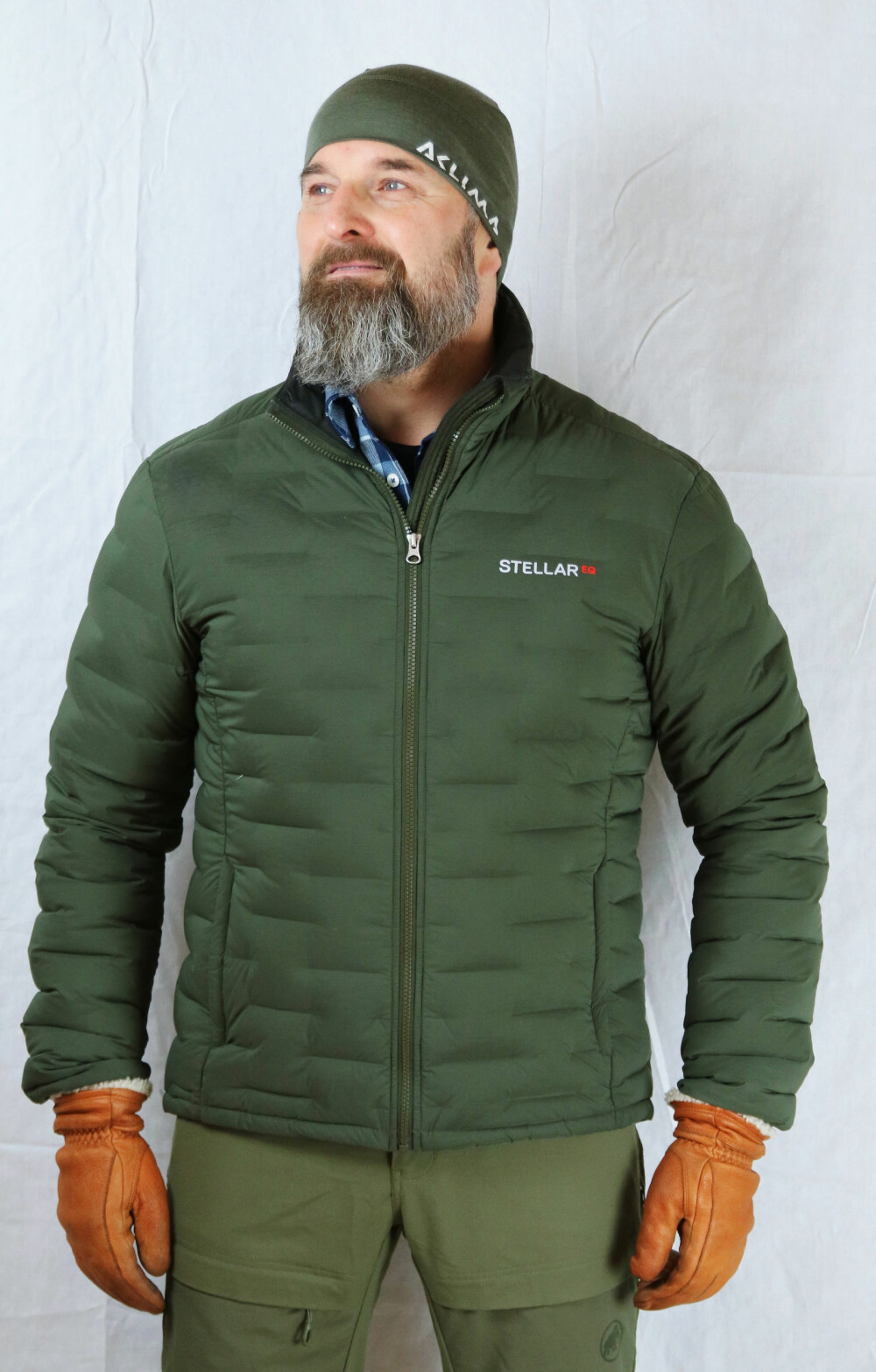 <b>PRAKTISK:</b> Stretch down ja­cket fra Stel­lar har gode vind- og vannavvisende egenskaper og egner seg også til bruk under en skalljakke. 