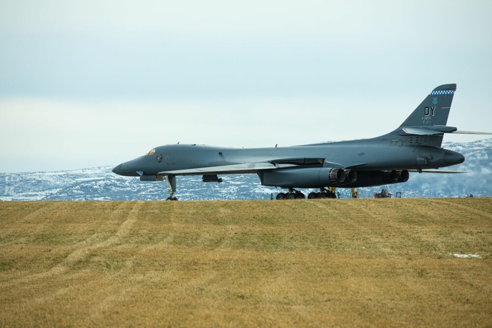 <b>LANDET LANCER:</b> 22. februar landet det strategiske bombeflyet B-1B Lancer for første i Norge. 