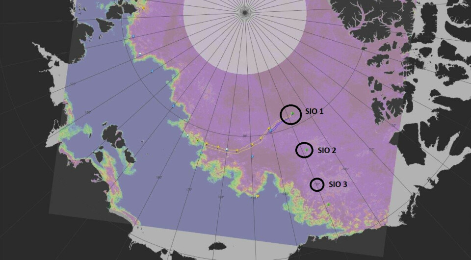 I KAMP MOT ISEN: Kartet viser ruten til KV Svalbard frem til stedene der forskningsriggene var fortøyd under vannet.