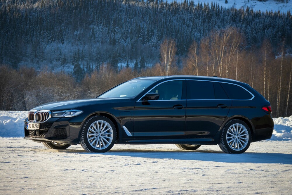 <b>GEDIGEN:</b> Syvende utgave av BMW 5-serie byr på skikkelig pondus og luksusbilfølelse. 
